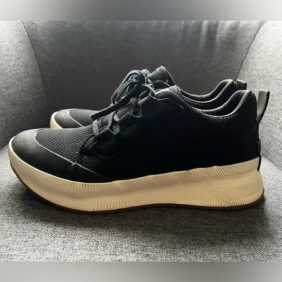 Sorel Women's Out 'N About III Low Sneakers - Picture 2 of 11